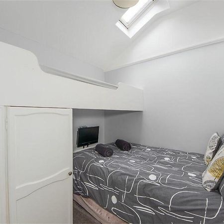 Loveliest Homes Paignton - Casa Marina - 3 Bed, 2 Bathroom House, Balcony, Parking Dış mekan fotoğraf